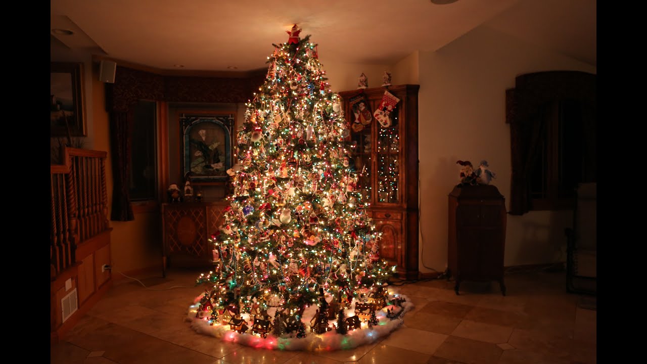 Building the Most Beautiful Christmas Tree (Time Lapse)   And Christmas present ideas in description