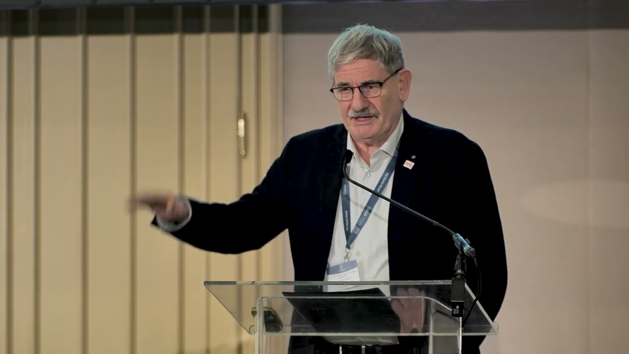 III. Alkot&aacute;s &eacute;s nevel&eacute;s &ndash; de mihez kezdj&uuml;nk a gyorsul&oacute; online vil&aacute;ggal?