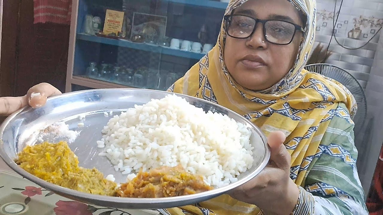 মজাদার ভর্তা দিয়ে ভাত খেলাম | ঘরোয়া ভর্তা | LifeWithShamima 