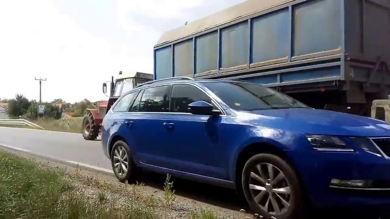 Siláže v Drnholci