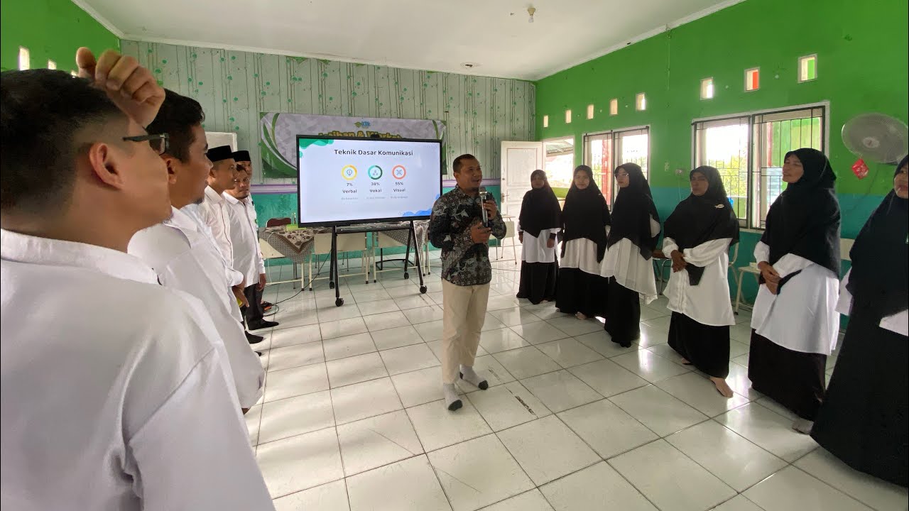 UPGRADING DAN PELATIHAN LAYANAN PRIMA SEKOLAH SIT #jsitindonesia 