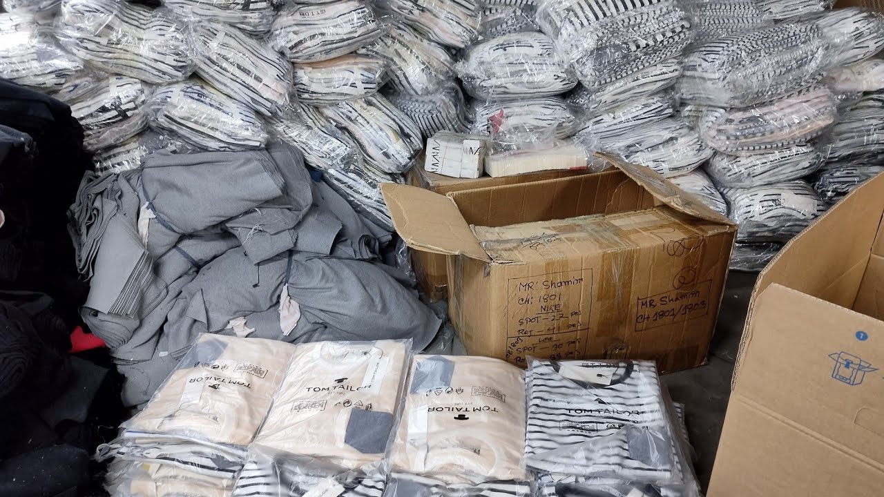 T-shirt টি শার্ট কম দামে মানে ভালো সরাসরি উত্তরা বায়িং হাউজ থেকে মেন্স এর সকল আইটেম নিতে01303073354