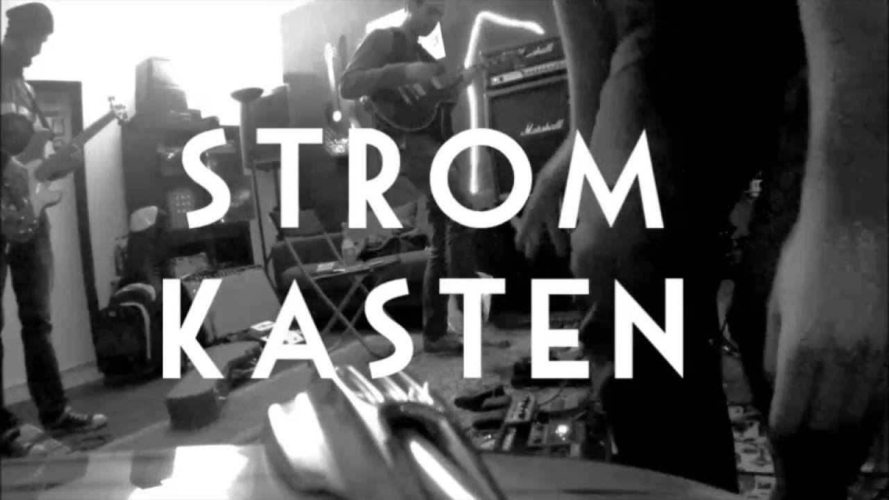 Wie Drei Fragezeichen performed by STROMKASTEN