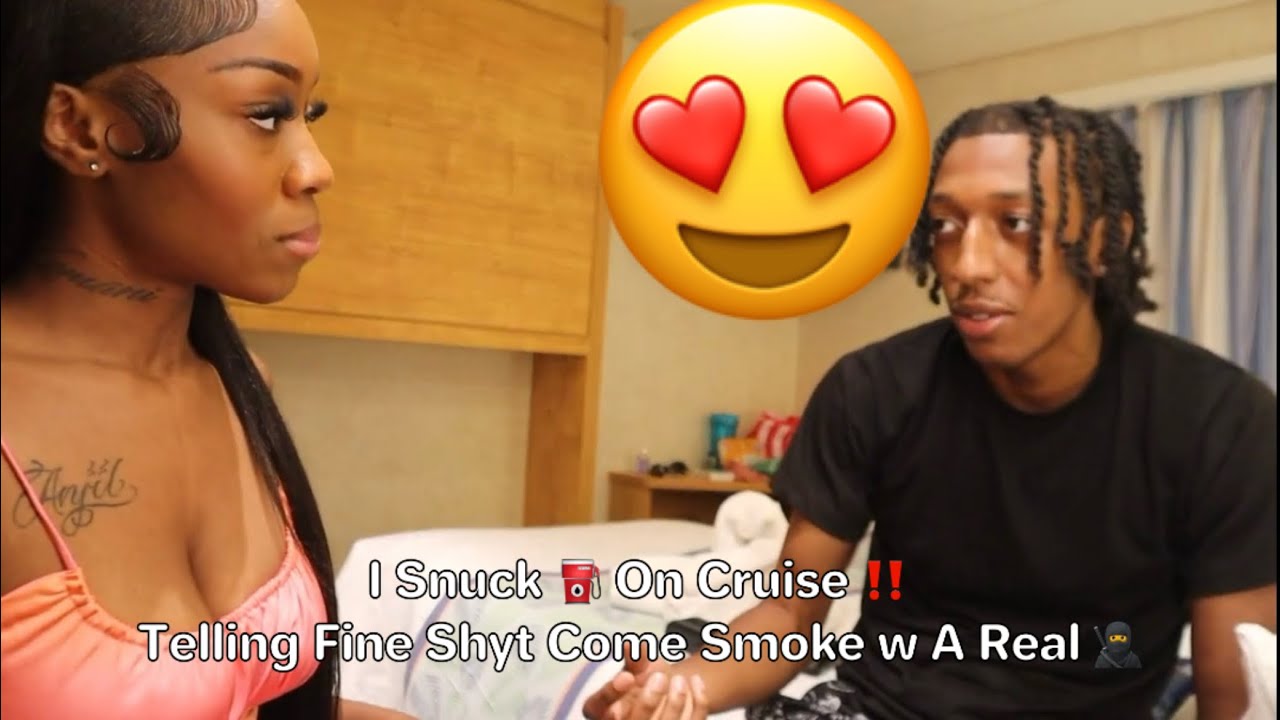 Teaching Fine Shyt How To Roll A NYC Spliff