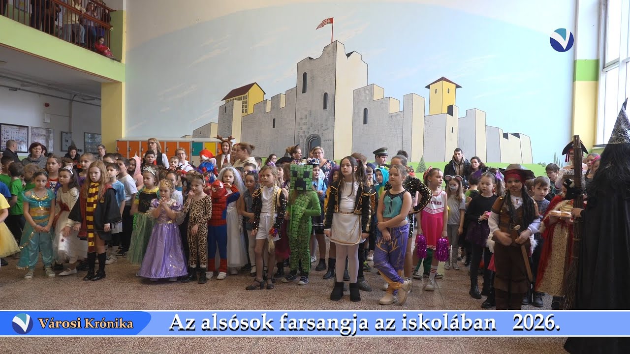 Az Ácsi Gárdonyi Géza Általános Iskola alsós diákjainak farsangi ünnepsége