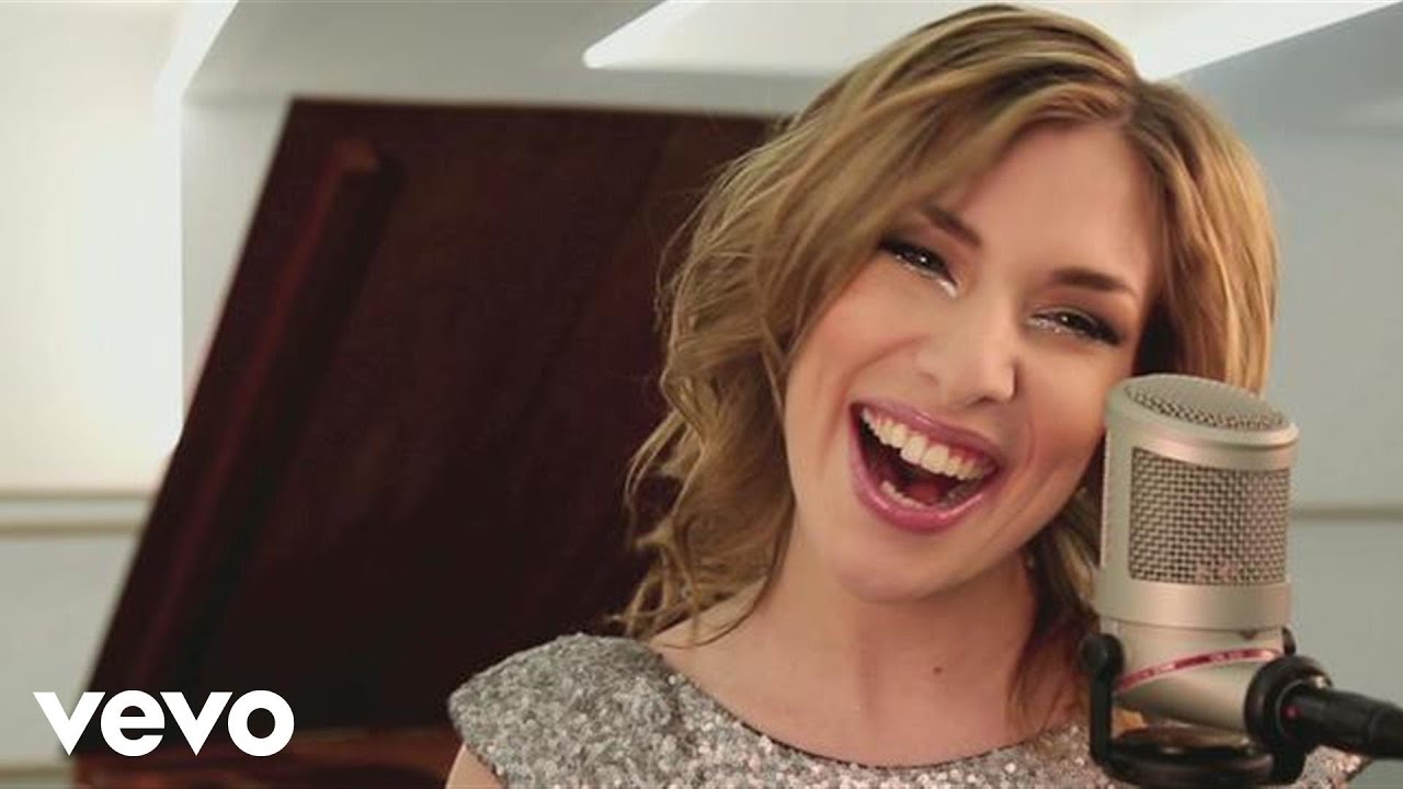 Laura Wilde - Umarm die Welt mit mir (Videoclip)