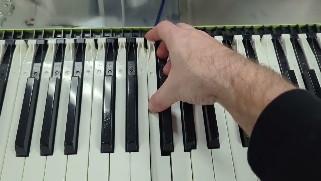 Yamaha Motif ES8 Key Repair