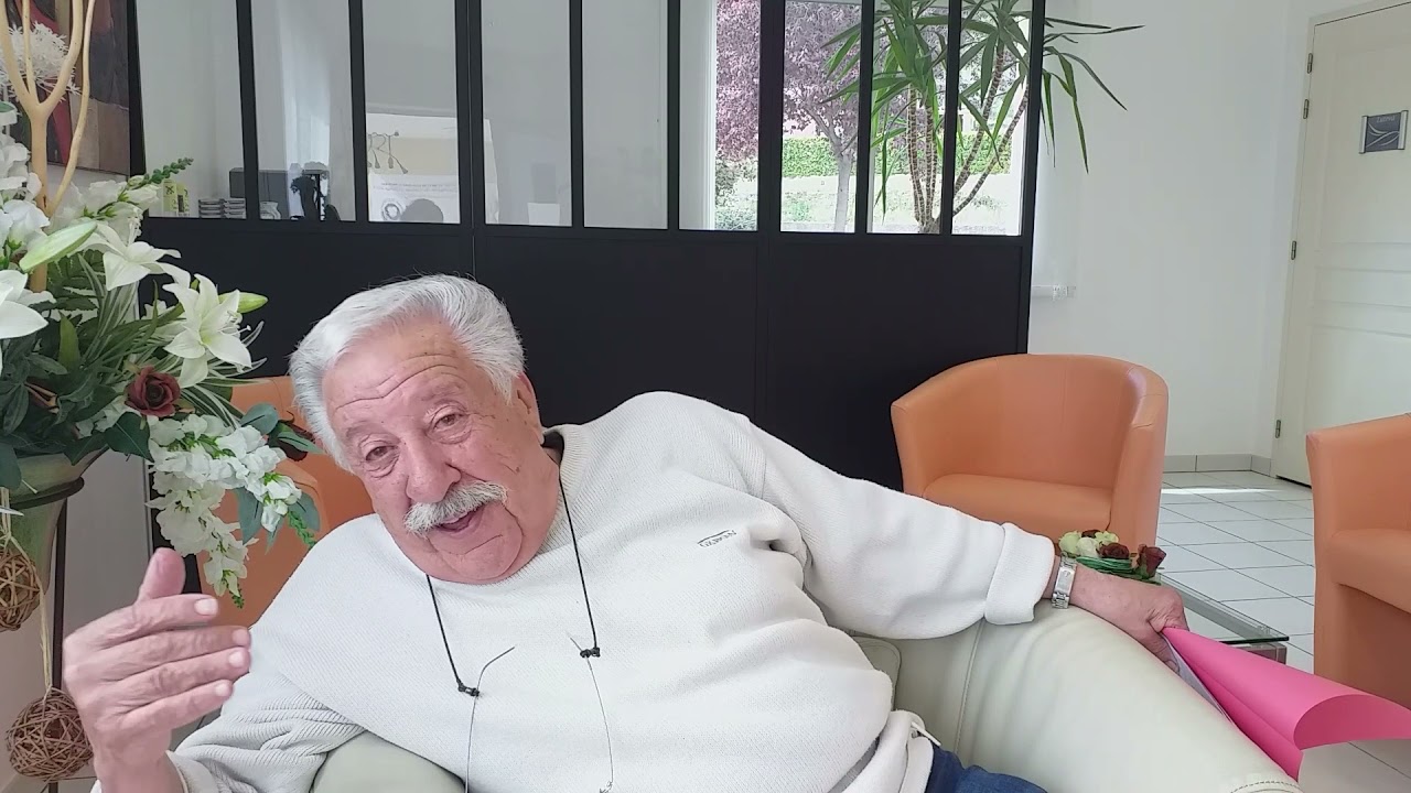 Pech Bleu, pompes funèbres de Béziers commémoration du 8 mai 1945 (Interview du souvenir Français)