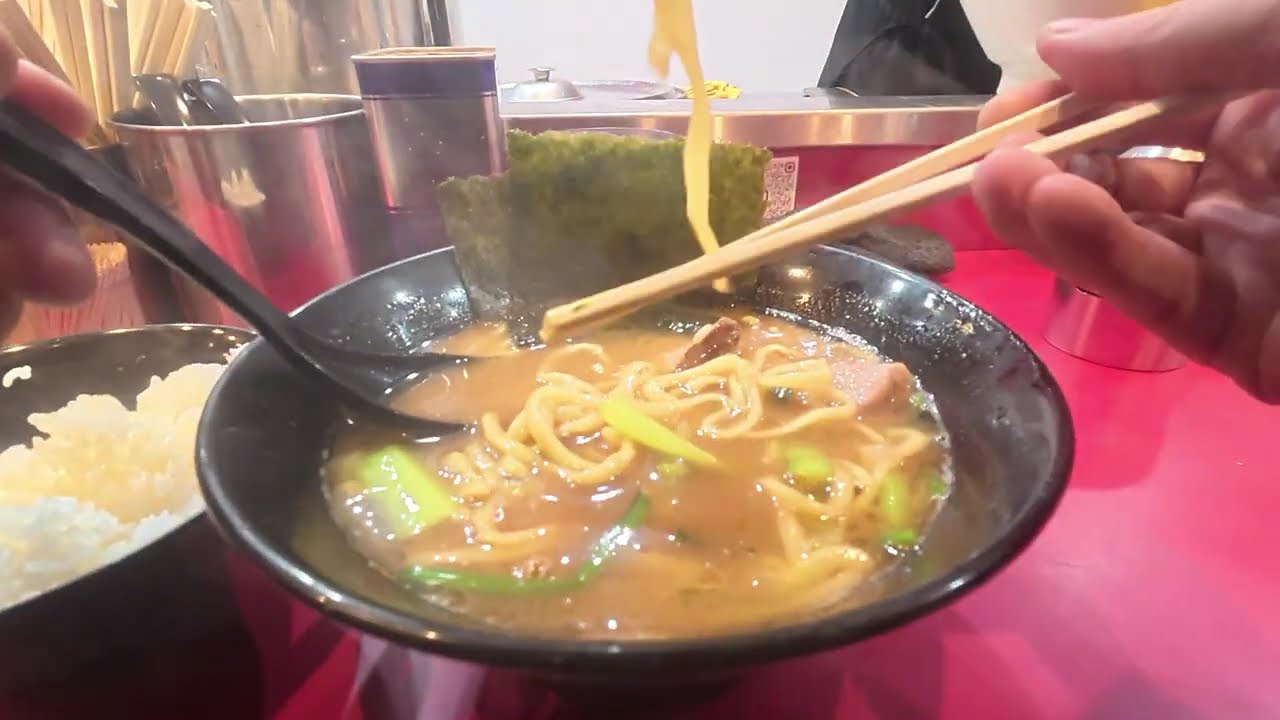 4K Walking Tokyo Yotsuya Shimmichi Street & Yokohama Style Ramen Taisei