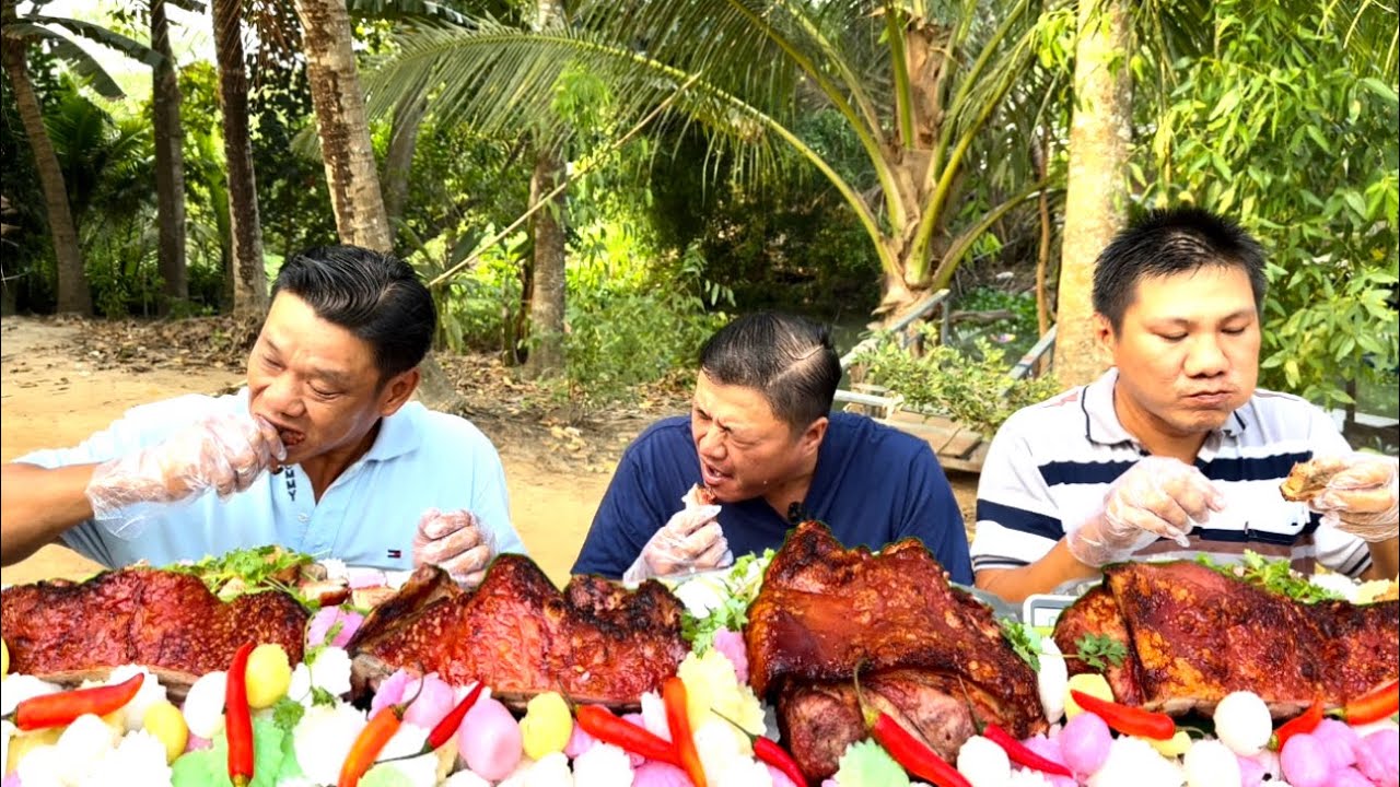 Trận Đấu Quá Khủng 6 Ký Heo Quay Bánh Bò | ATN