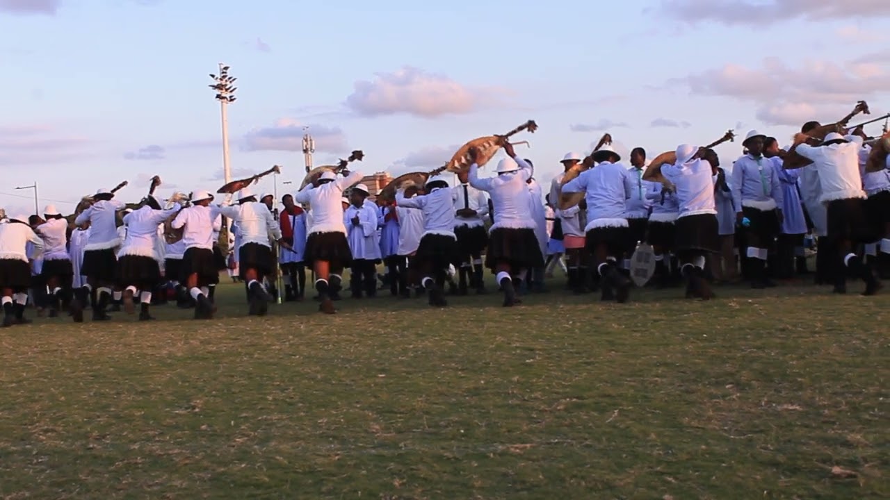 Amanazaretha | isikotshi