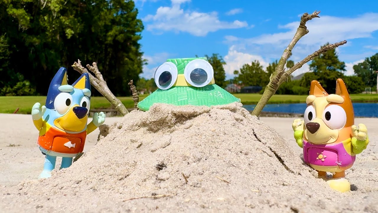 BLUEY Bingo beach adventure 🏖️ Bluey toys pretend play