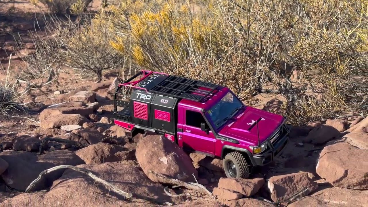 Mn 82S Toyota land Cruiser