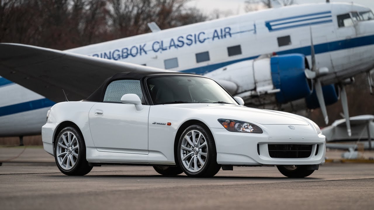 13k-Mile 2006 Honda s2000 Grand Prix White/Black
