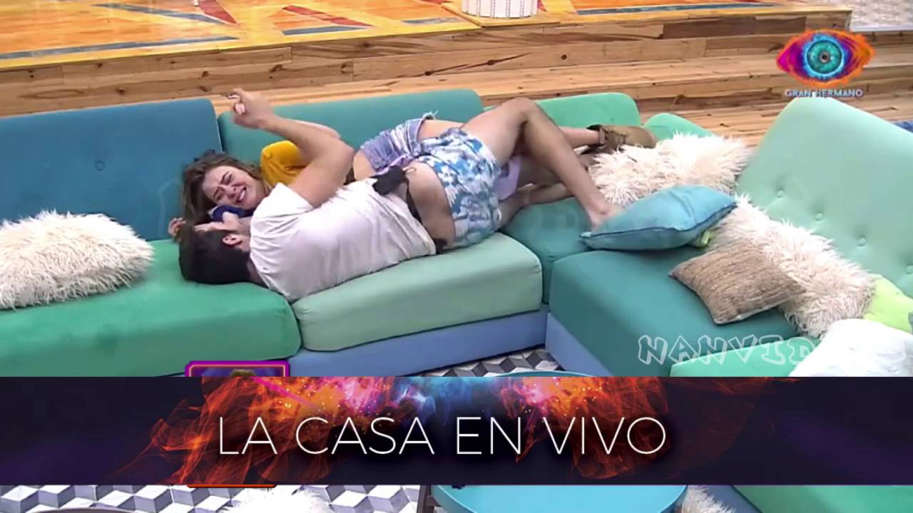Madrugada 14/08 - Pato y Yasmila en el sillon Gran Hermano 2016