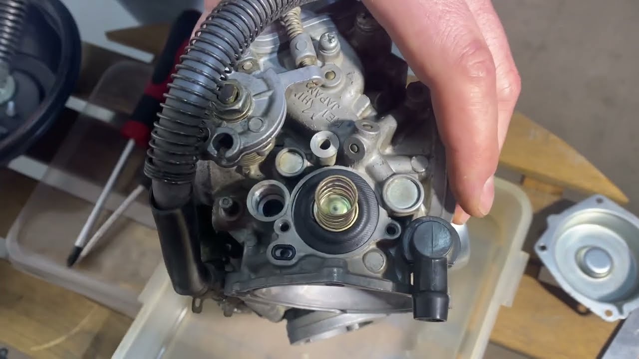 Сглобяване на карбуратори Honda XL 650 V Transalp Част 2 - . CARBURETOR.