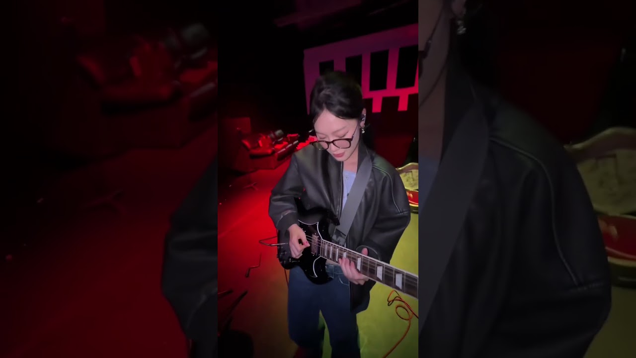 when the lead singer has no aura 🧍🏻&zwj;♀️(come see us on tour :))