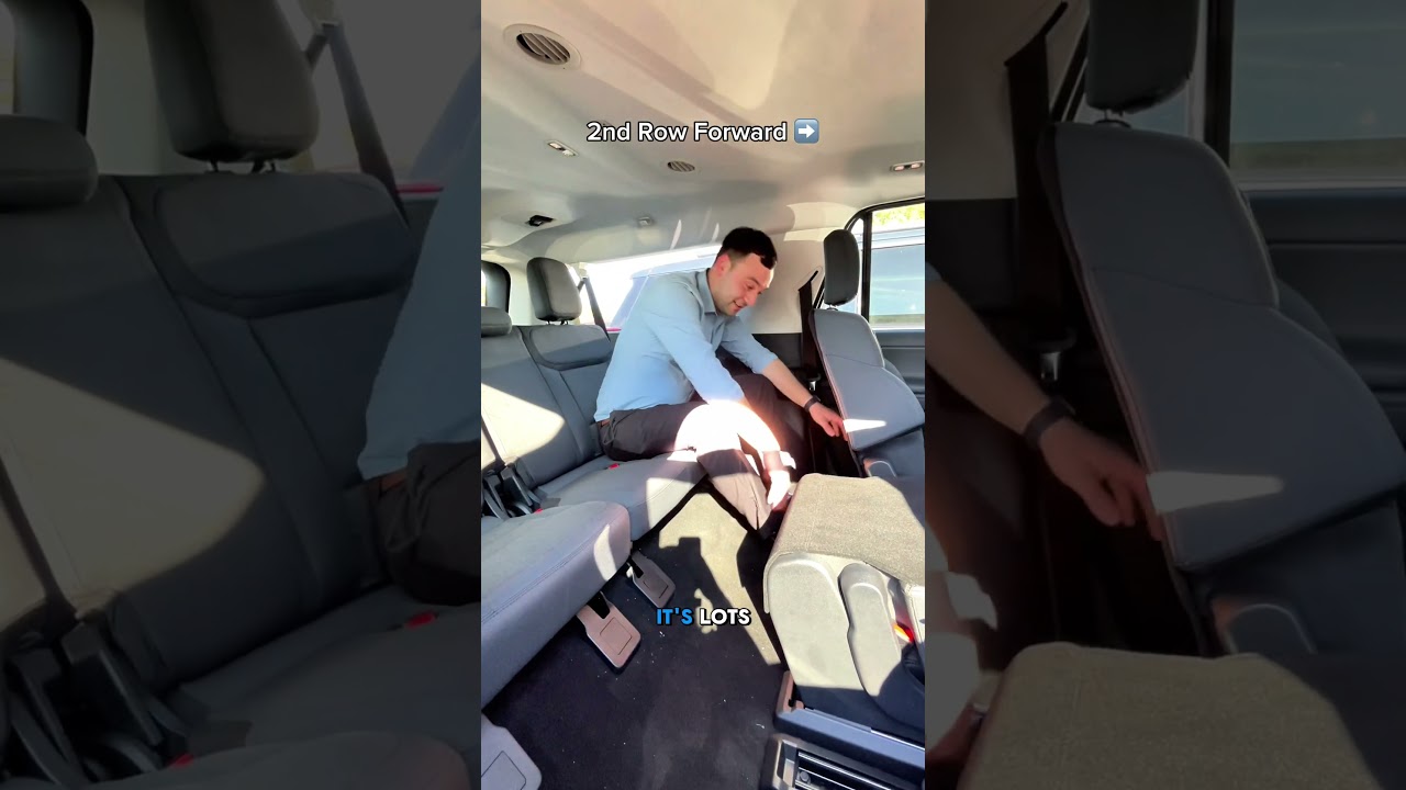 3rd Row Legroom Test in the 2025 Ford Expedition Max | Seats Back VS Seats Forward