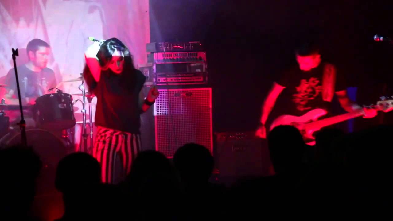 Gray Matters - I Am (Live @Fabrica)