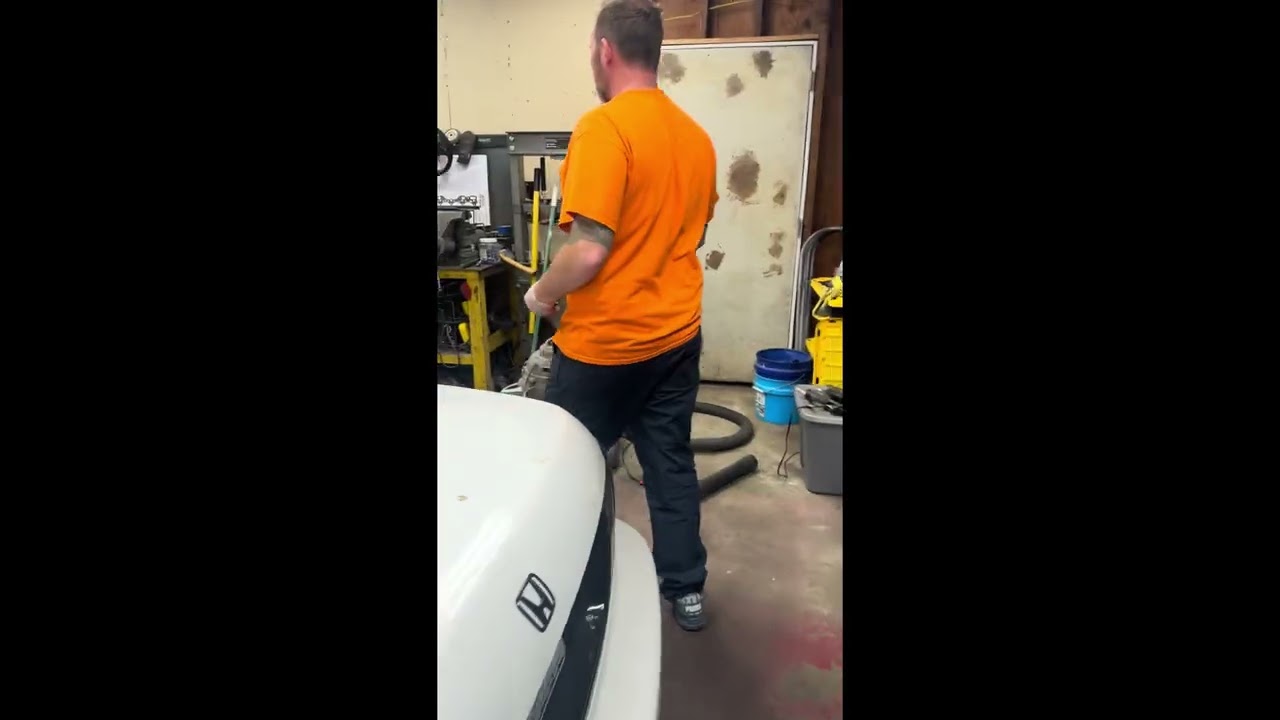 Swapping out the delsol seats for the Evo seats 
