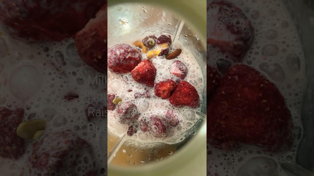 How to use Dried strawberries to make smoothie #strawberries #80smusic #smoothie