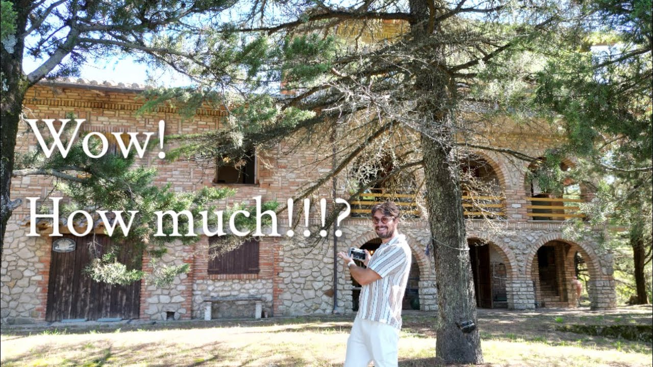 Huge 5 bedroom villa for sale in Umbria, Italy.