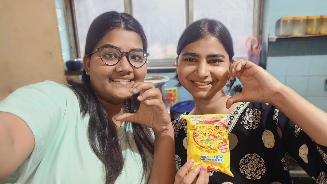 मेरी दोस्त और मैंने 😍1st Time साथ में मैगी बनाया 😋और बहुत सारी मस्ती भी किया 😂