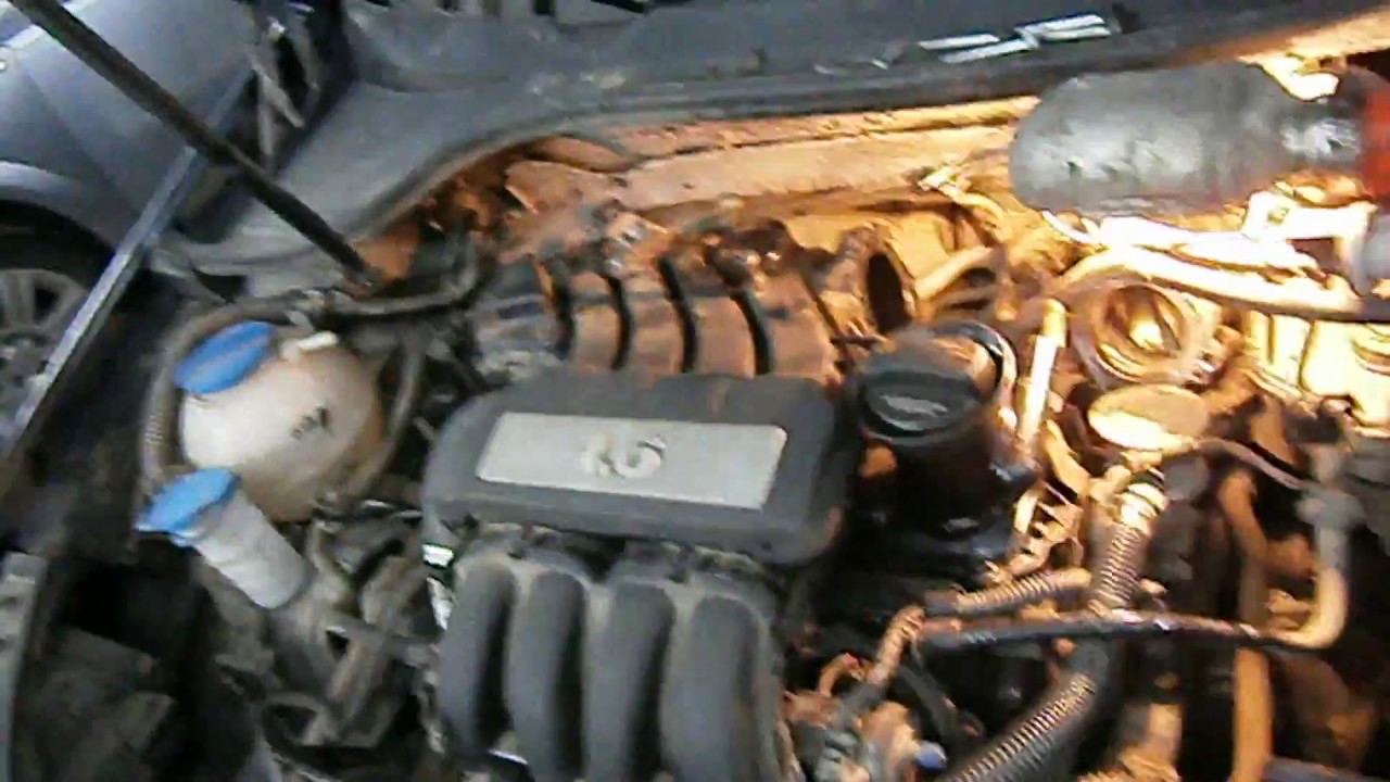 Двигатель 1.6 BSE (VW, Skoda)  Замена прокладки клапанной крышки и свечей зажигания.