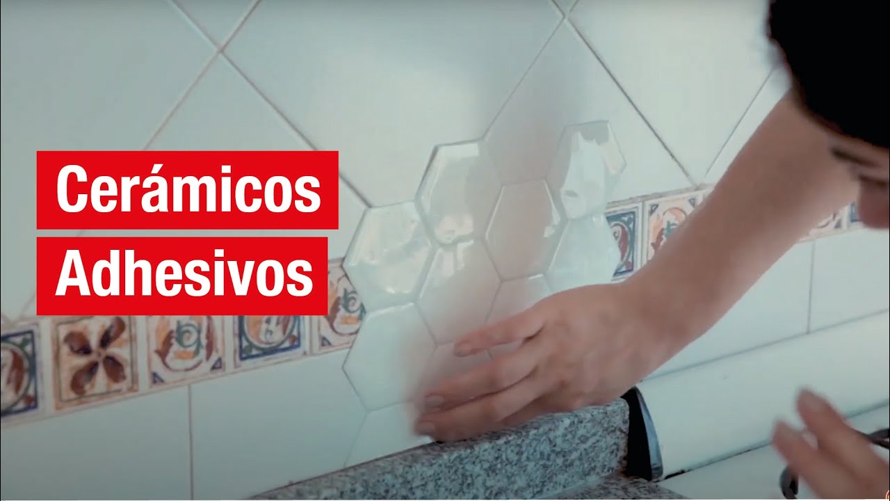 Trasnformá tu cocina con estos cerámicos adhesivos de Muresco | Easy Argentina