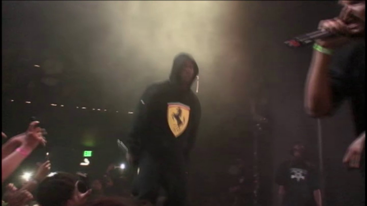 Nell & Xavier Wulf - Pistol Grip (Live in Santa Ana, 10/31/16)