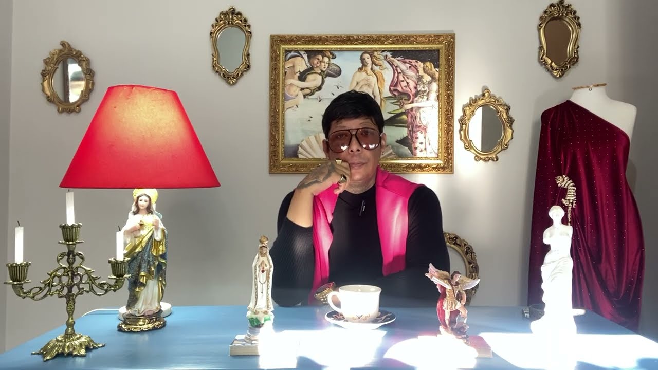 Recados do Tar&ocirc; para o seu dia | Algu&eacute;m pensa em voc&ecirc; mais do que demonstra