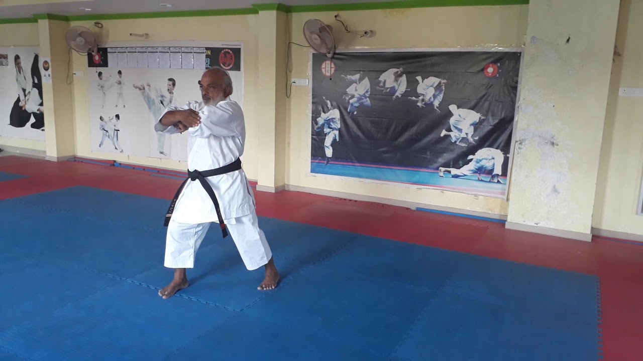 HEIAN YONDAN Kata Performed by Hanshi V. SASIDHARAN