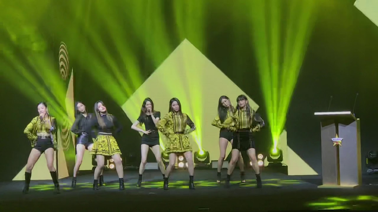 CLC-Black Dress 18052018 Daradaily Awards Vll Live Performance