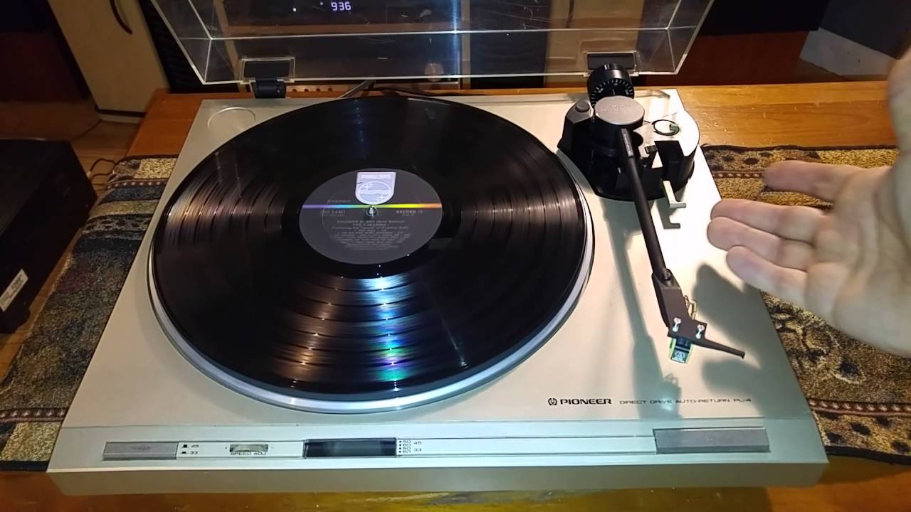 Pioneer PL4 turntable