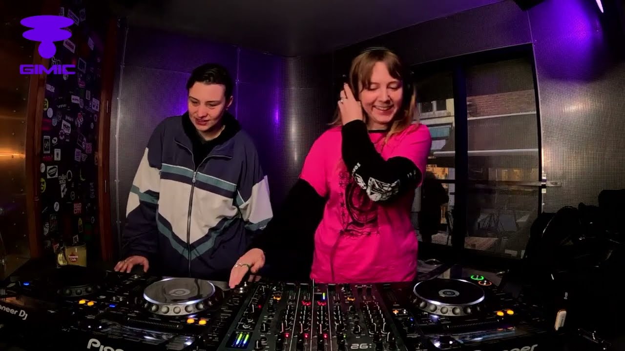 De la... je l'espère invites Emsy Bibiš  @ GIMIC - 24 January 2026