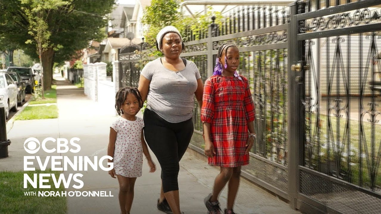 New York City schools scramble to enroll migrant children