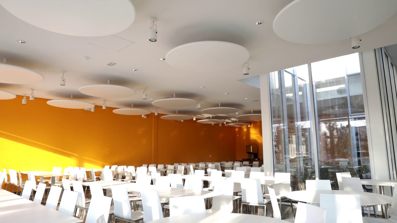 La restauration dans le tribunal de Paris