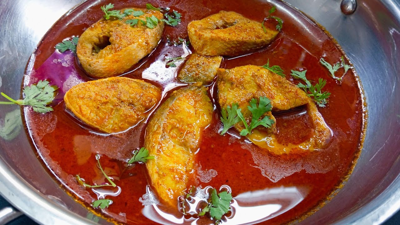 रावस माशाचं कालवण(ravas fish curry) एक जबरदस्त चव