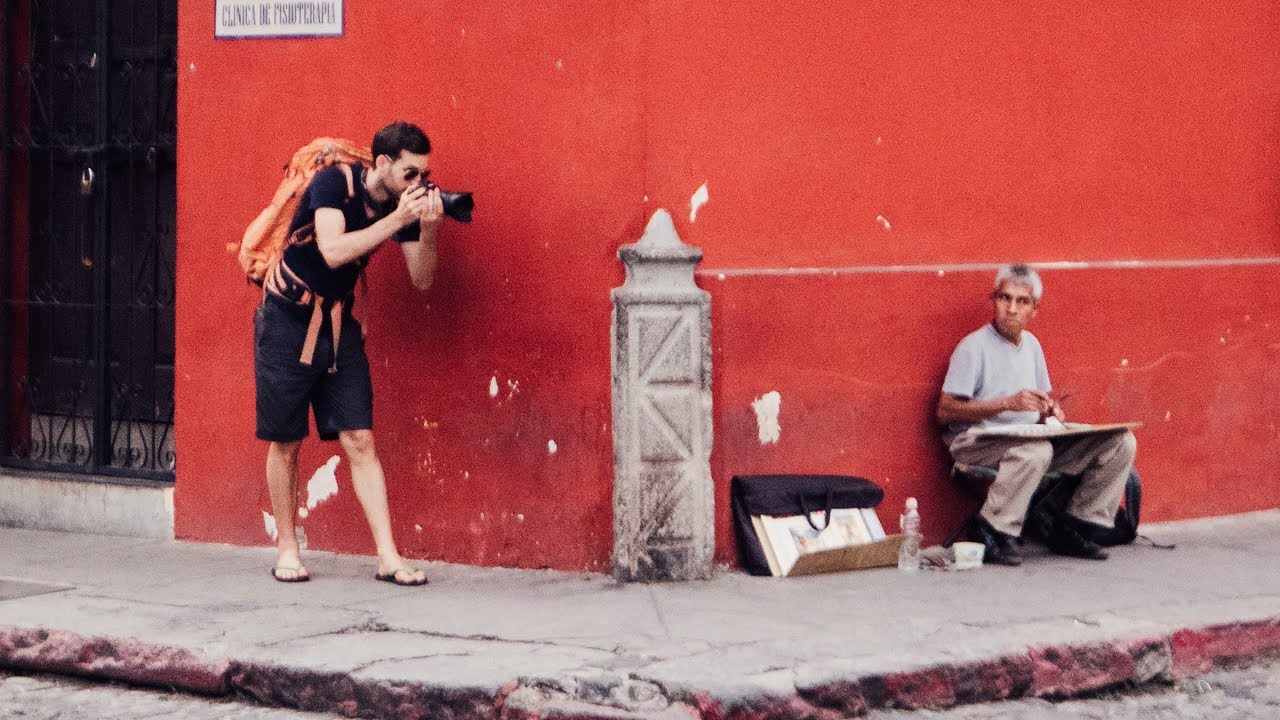 Shy? Try These 3 EASY Tricks For Taking Pictures of Strangers in the Streets