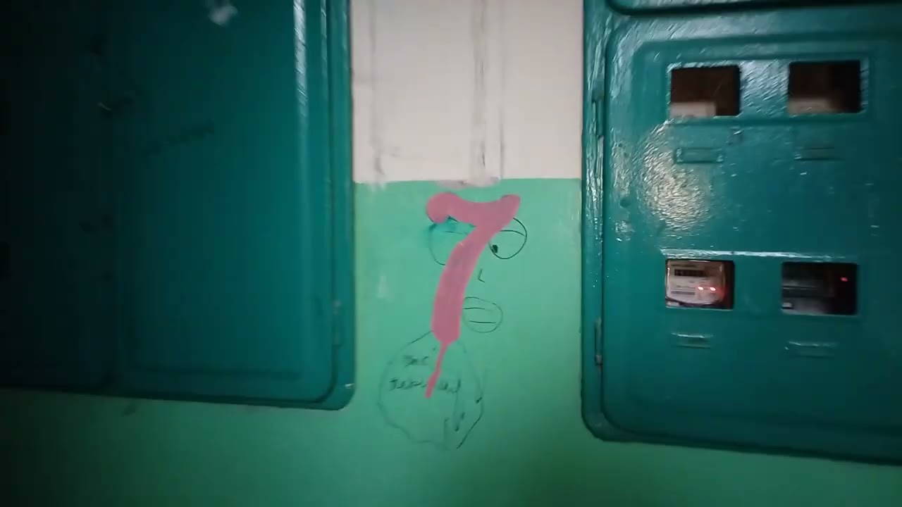 Электрический лифт МЛЗ-(1984 г) 320 кг, 0,71 м/с (@ г. Десногорск, 3-й микрорайон, 2, под-2)