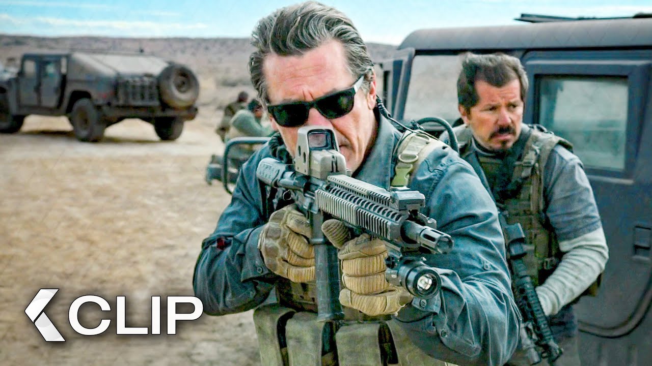 BRUTAL Emboscada del C&aacute;rtel a Escolta Policial - SICARIO: D&Iacute;A DEL SOLDADO Clip | Benicio del Toro