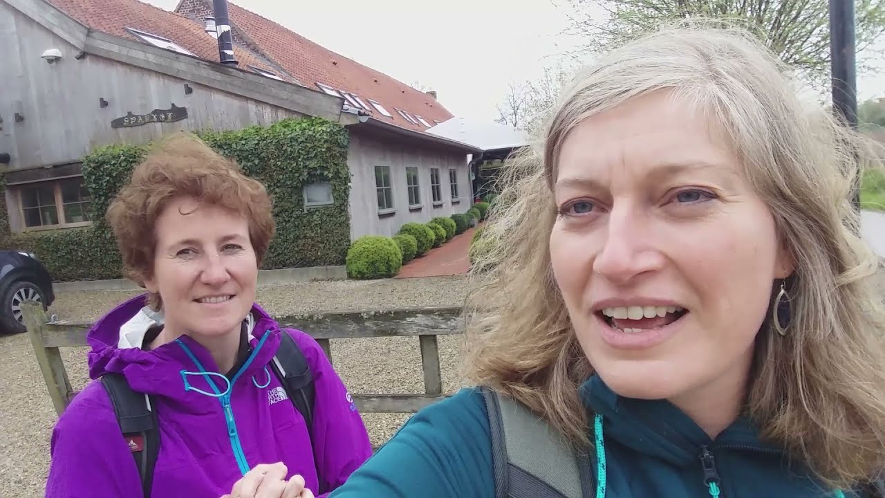 Wandelen van hotel naar hotel rond Dranouter