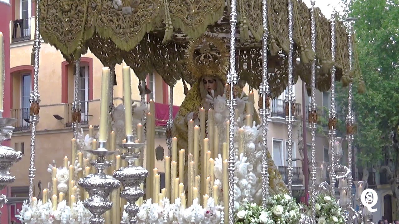 🎥[4K] La VIRGEN DE LA SALUD con 'NANAS DEL BARATILLO' por la BANDA SANTA ANA - #SSANTASEVILLA25