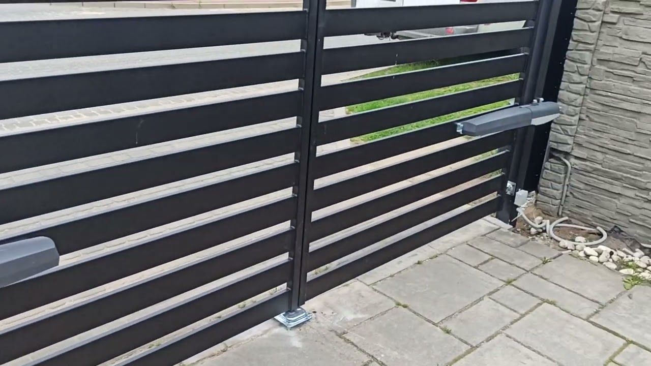Came Axi brama skrzydłowa