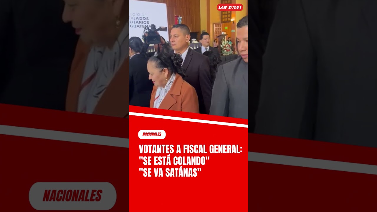 Le gritan a Consuelo Porras: 