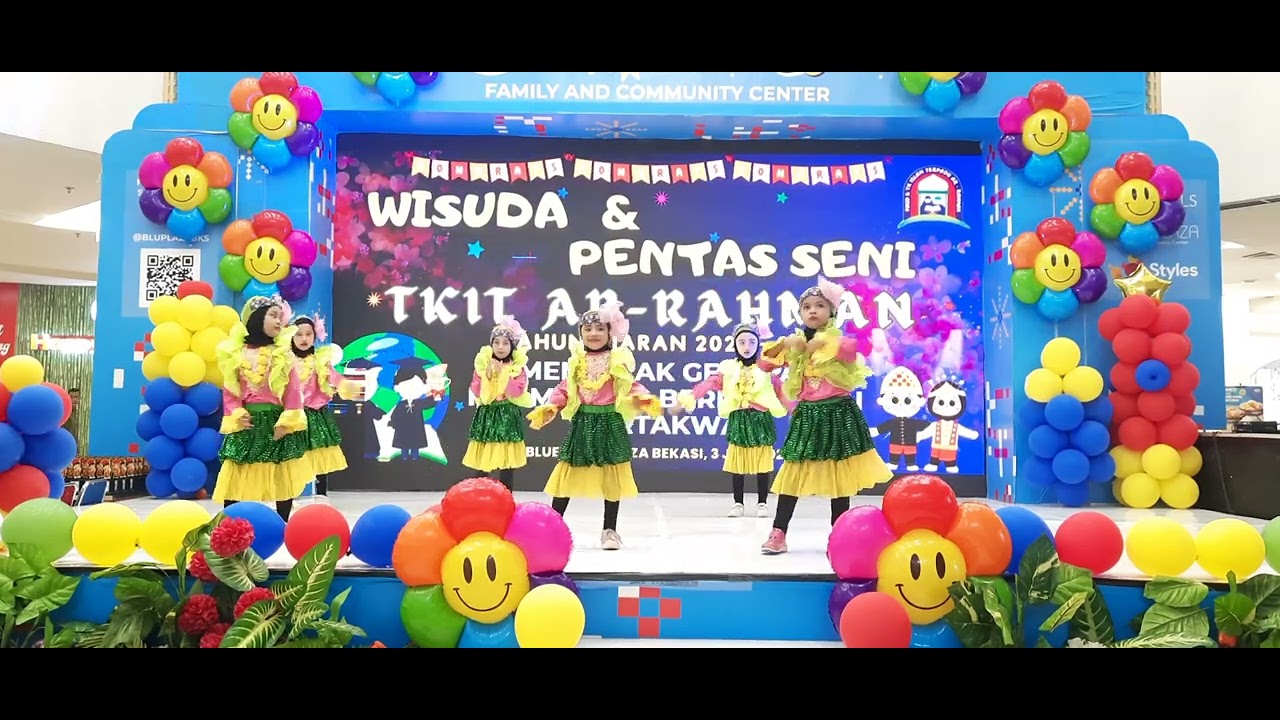 TARI GEMBIRA BERKUMPUL