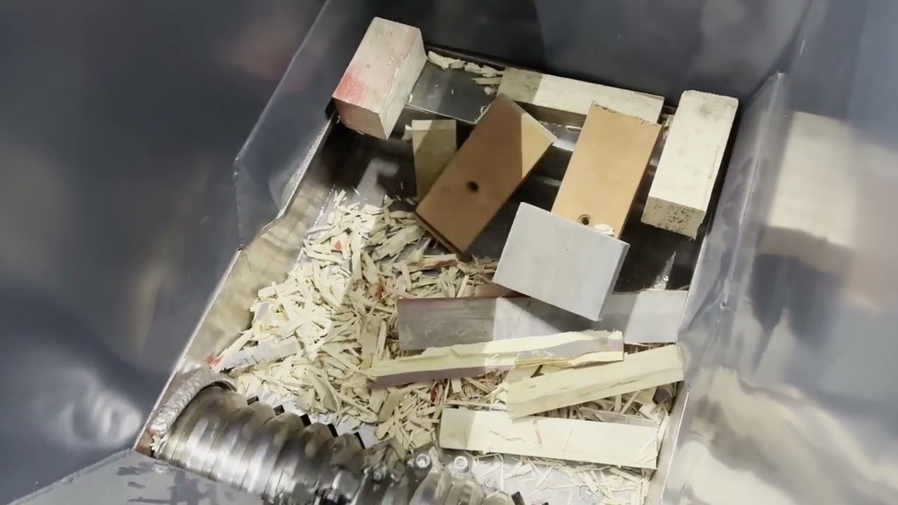 Weima WL4 Wood chipping machine