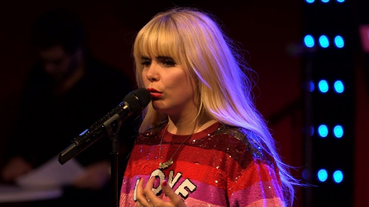 Paloma Faith - Only Love Can Hurt Like This (LIVE) Le Grand Studio RTL