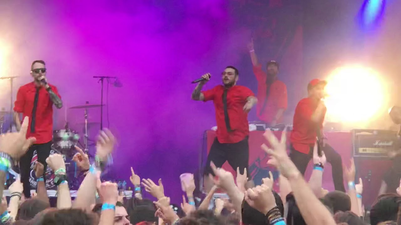 Riot Propaganda - Bienvenido al Paraíso ( live ) in Resurrection Fest 2018