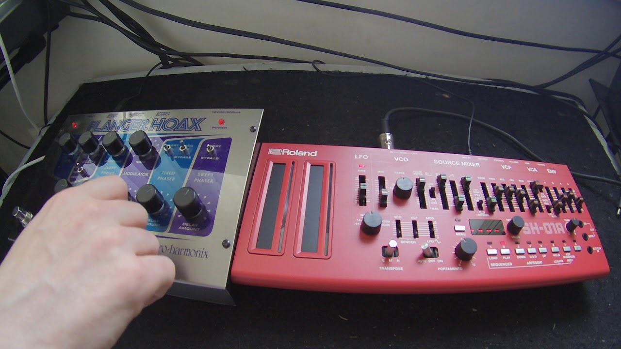 Roland SH01A & EHX Flanger Hoax